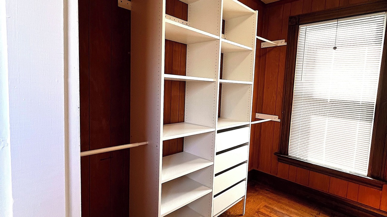 Photo of Others in Dwight