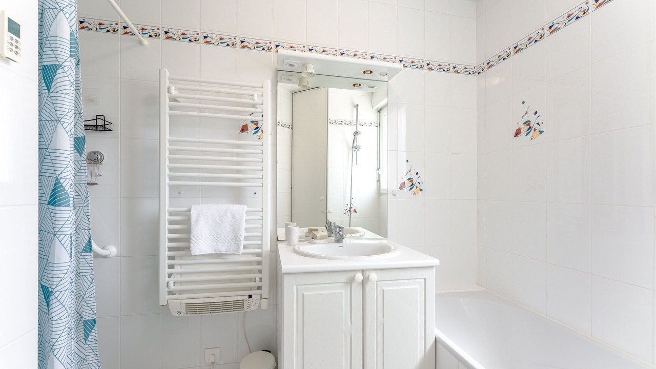 Photo of Bathroom in Waldeck-Sully