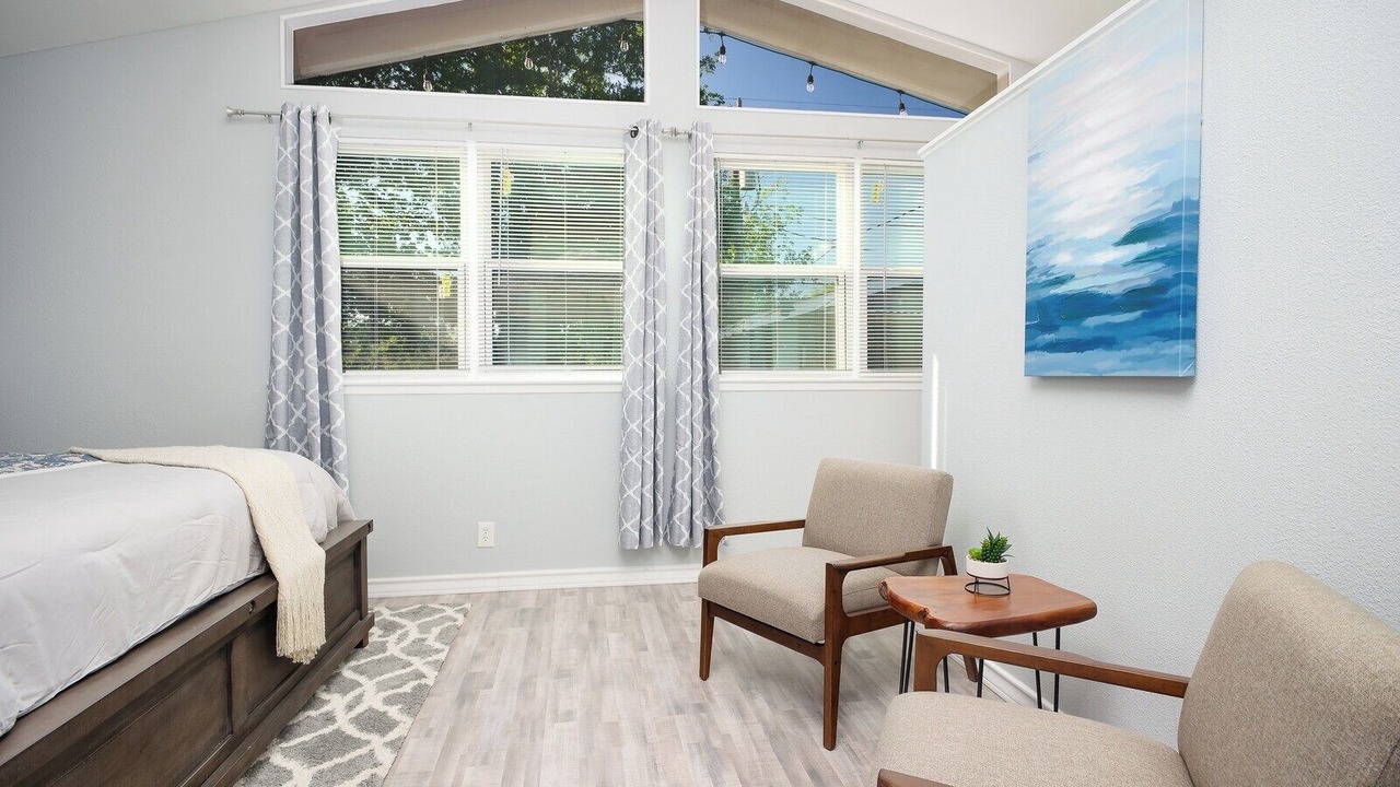 Photo of Bedroom in Southside