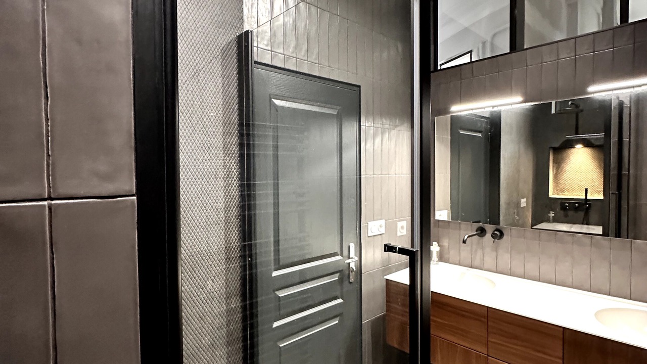 Photo of Bathroom in Bourg-l'Eveque