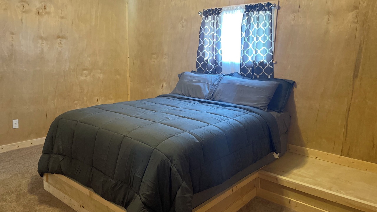 Photo of Bedroom in Eminence