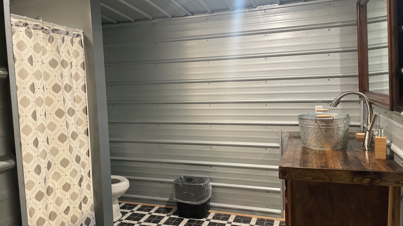 Photo of Bathroom in Eminence