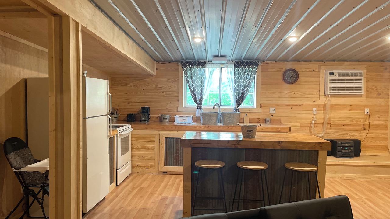 Photo of Kitchen in Eminence