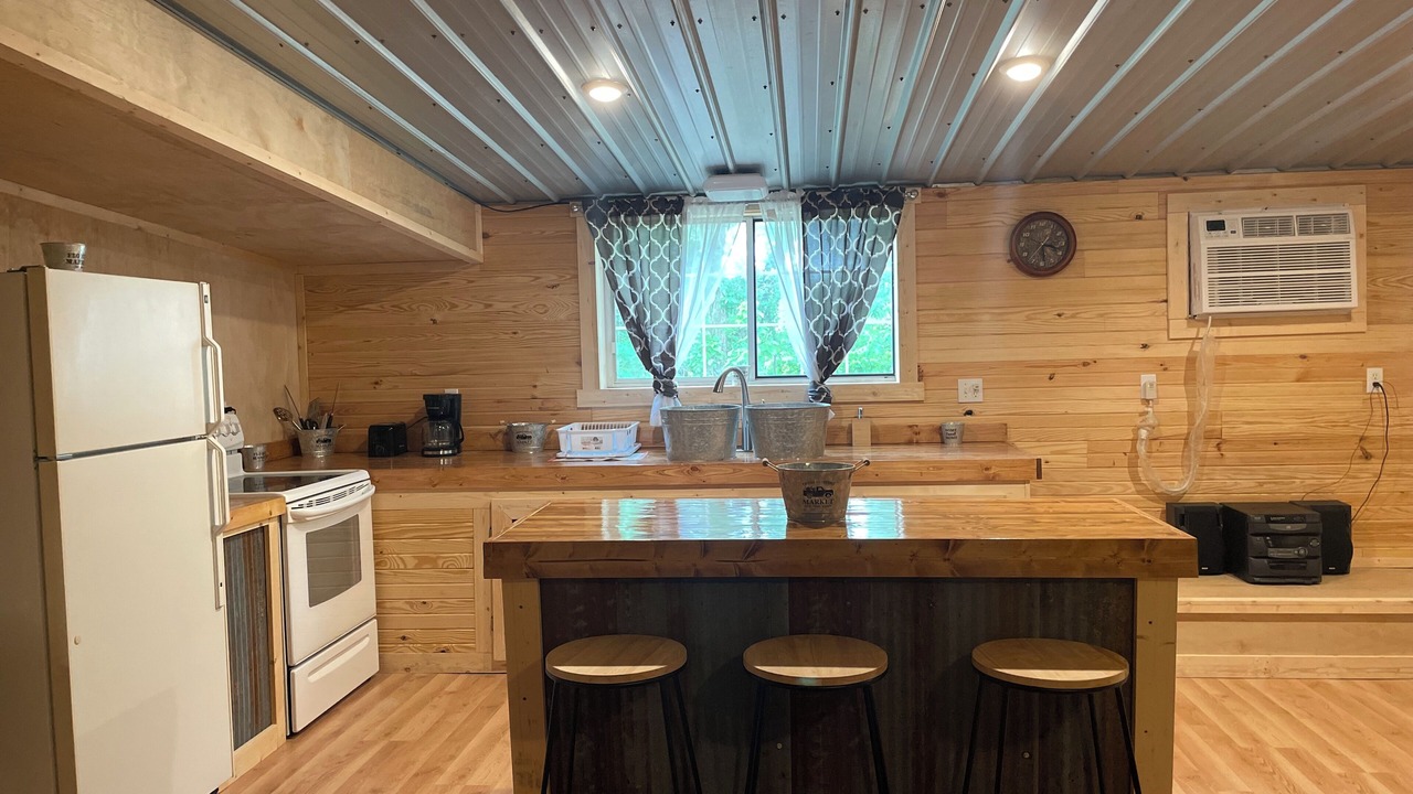 Photo of Kitchen in Eminence