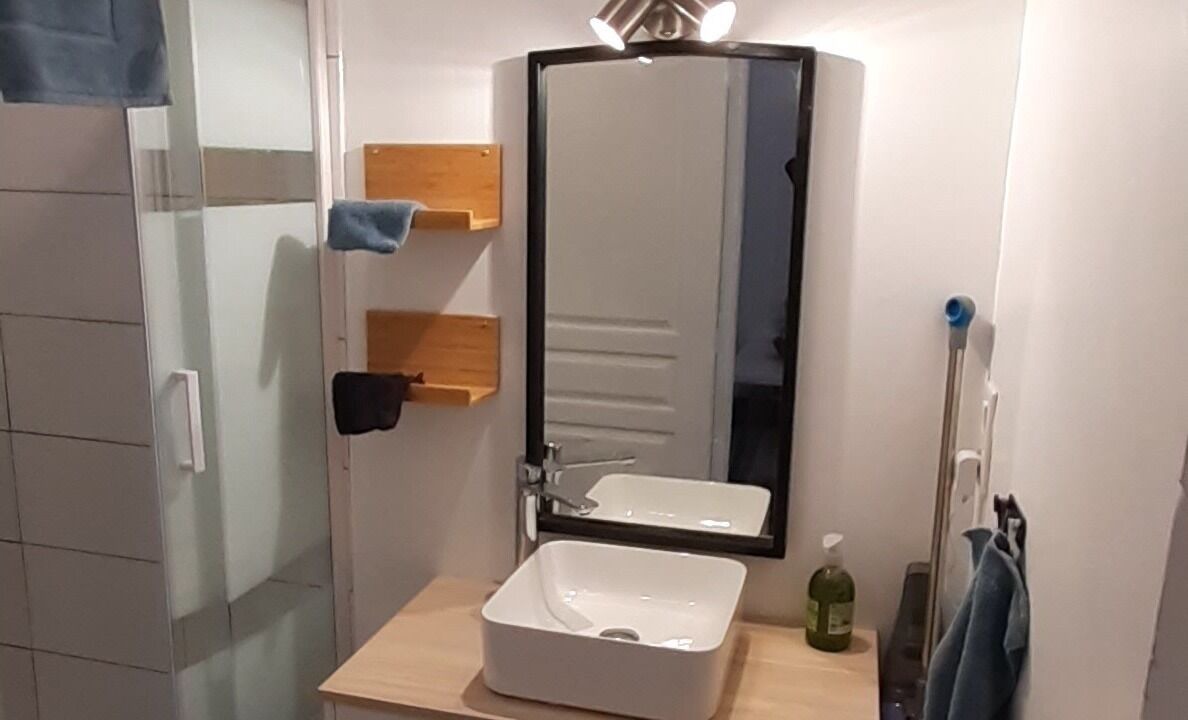 Photo of Bathroom in Saint-Leger-les-Vignes