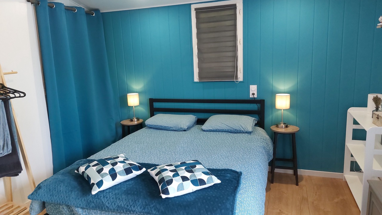 Photo of Bedroom in Saint-Leger-les-Vignes