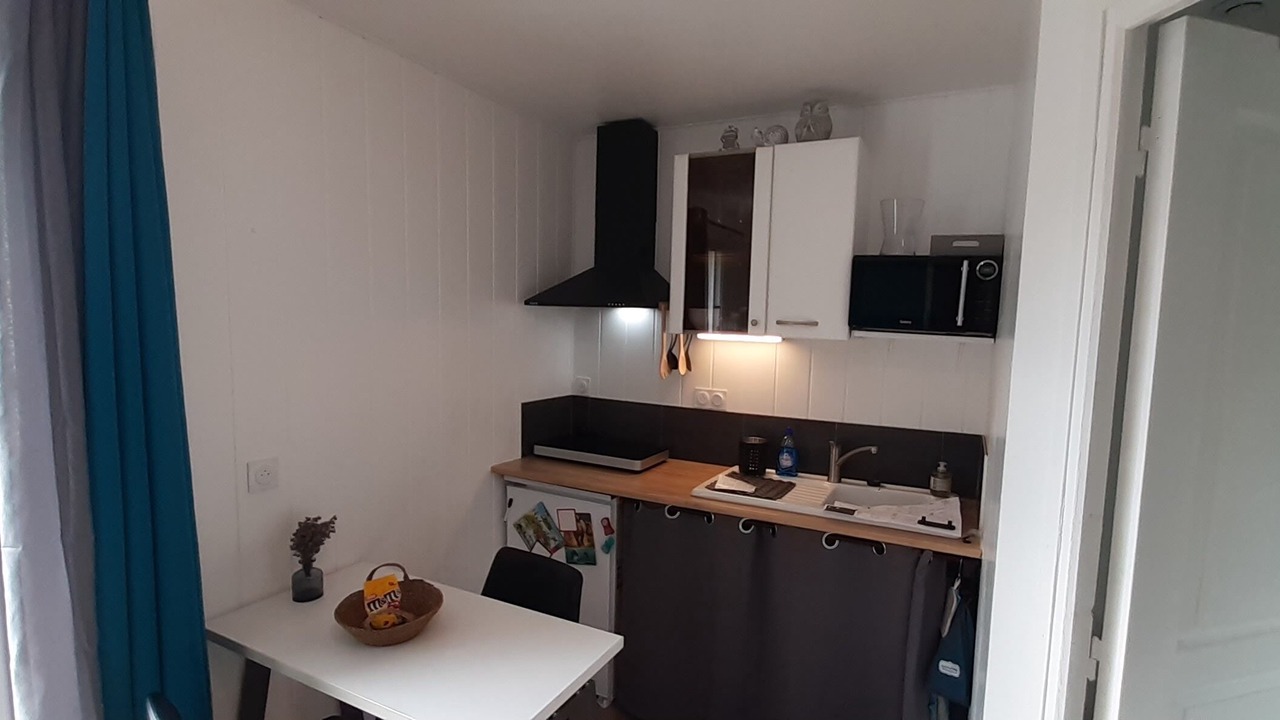 Photo of Kitchen in Saint-Leger-les-Vignes