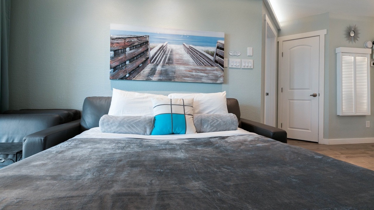 Photo of Bedroom in Galveston