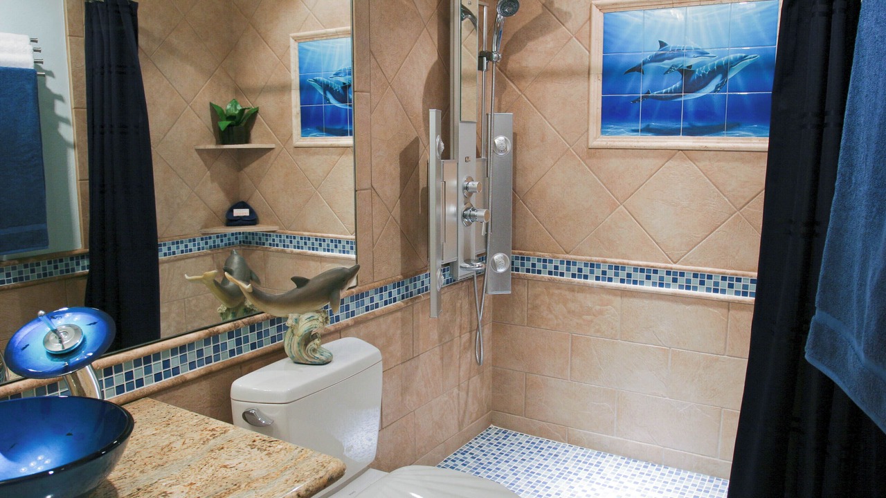 Photo of Bathroom in Galveston