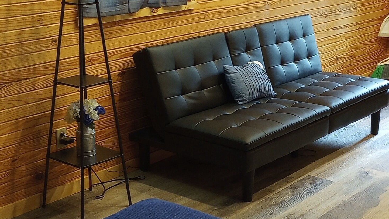 Photo of Bedroom in Mammoth Spring