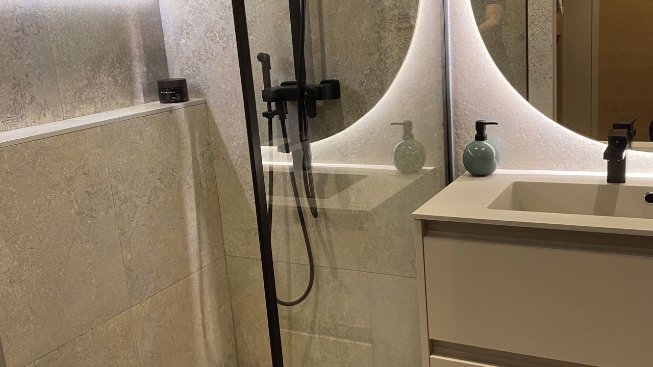 Photo of Bathroom in Vic-la-Gardiole