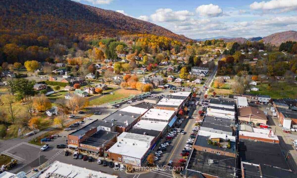 Photo of Outdoor in West Jefferson
