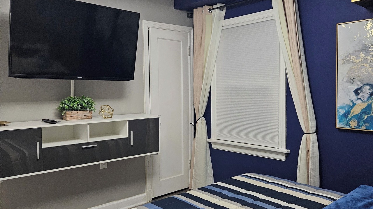 Photo of Bedroom in University City
