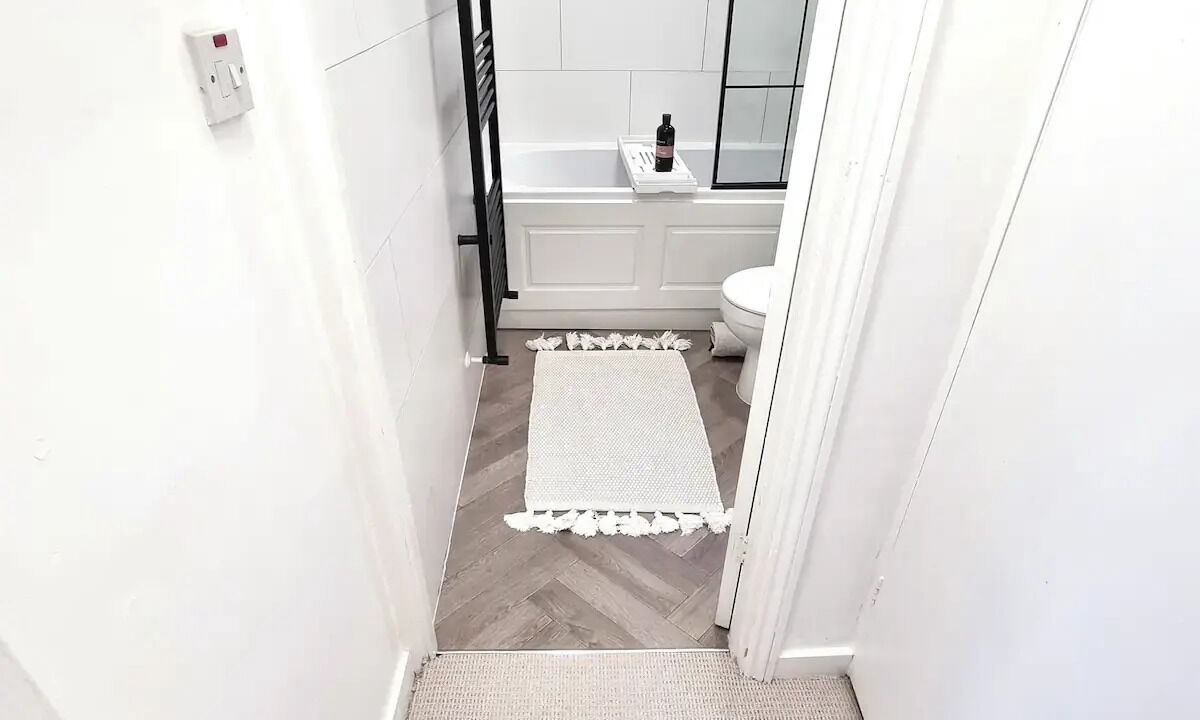 Photo of Bathroom in Anerley