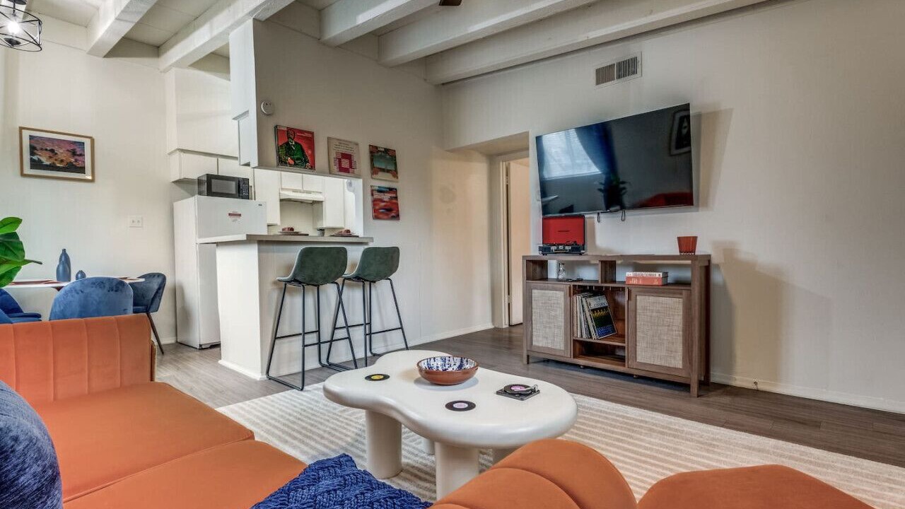 Photo of Livingroom in North University