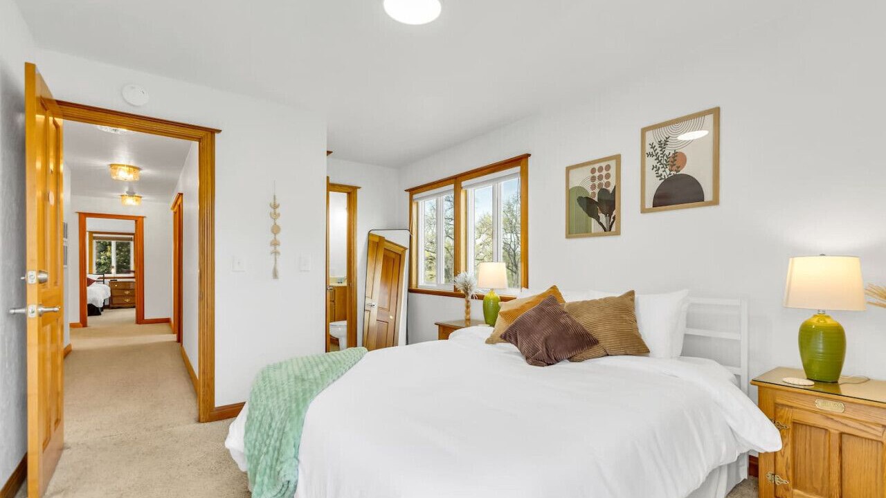 Photo of Bedroom in Shenandoah Valley