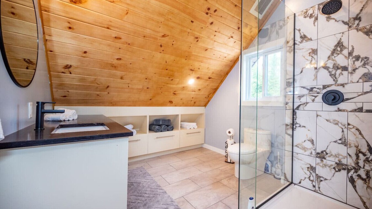 Photo of Bathroom in Mansfield-et-Pontefract