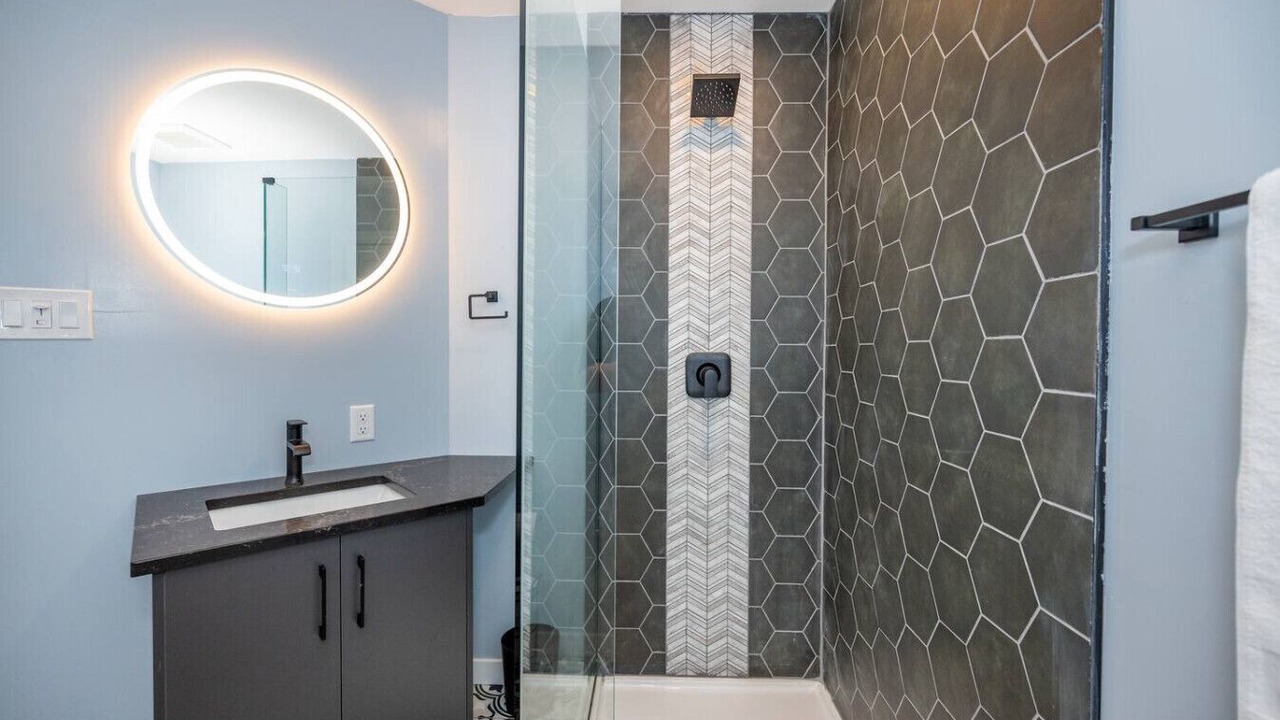 Photo of Bathroom in Mansfield-et-Pontefract