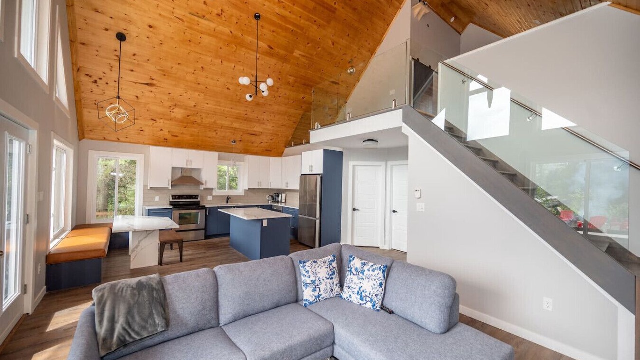 Photo of Livingroom in Mansfield-et-Pontefract