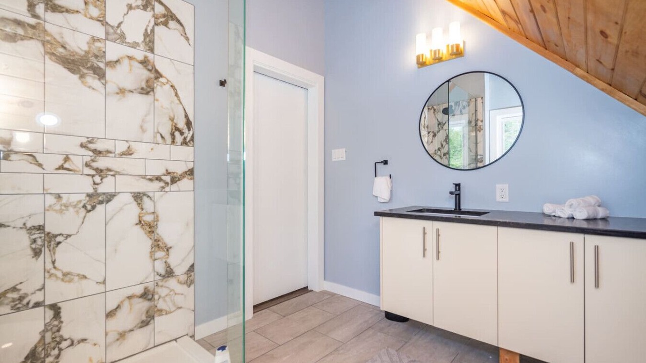 Photo of Bathroom in Mansfield-et-Pontefract