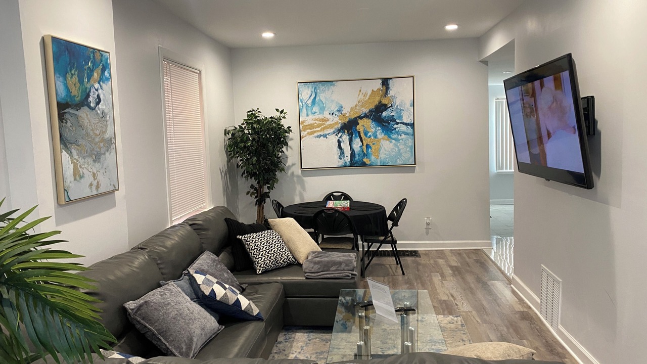 Photo of Livingroom in Chatham