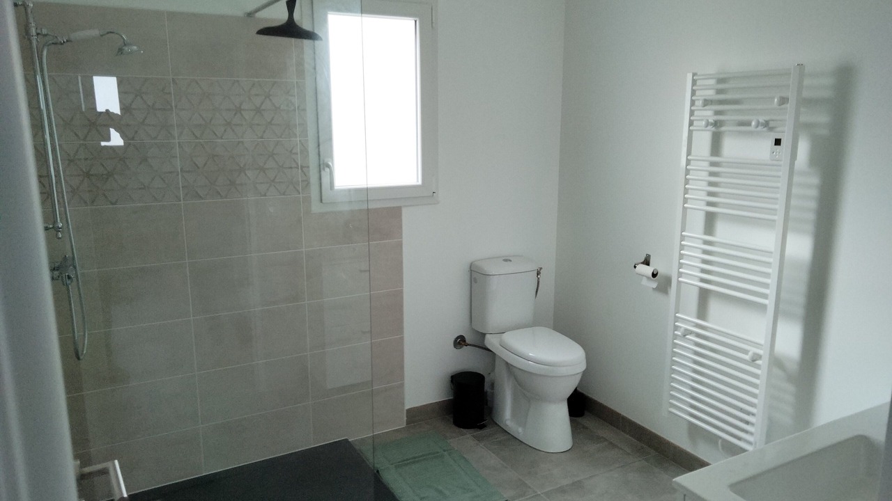 Photo of Bathroom in Reignac