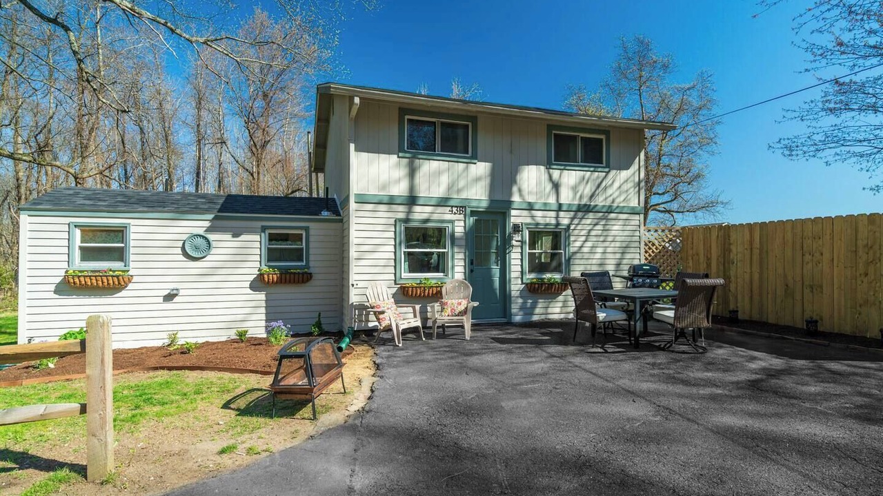 Photo of Others in Hadley