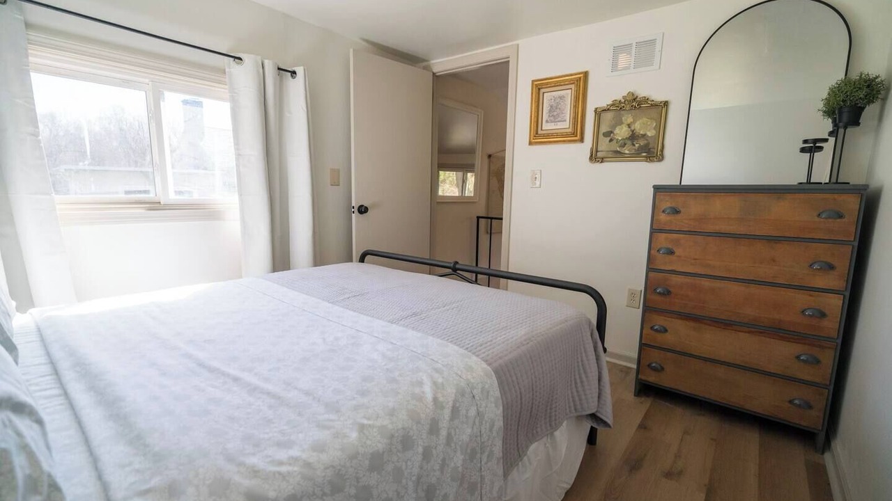 Photo of Others in Hadley