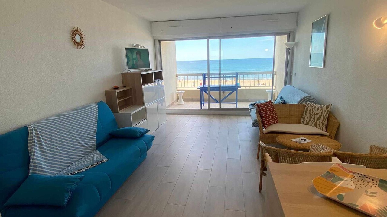 Photo of Livingroom in Marseillan Plage
