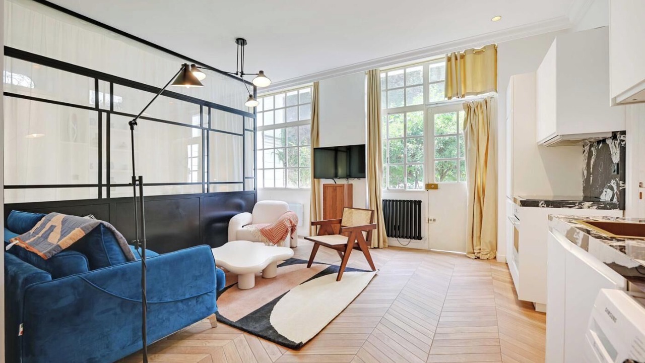 Photo of Livingroom in Notre-Dame-des-Champs