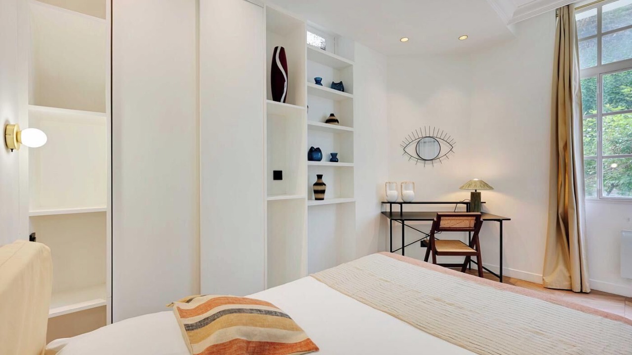 Photo of Bedroom in Notre-Dame-des-Champs