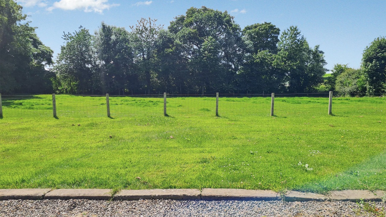 Photo of Others in Wennington