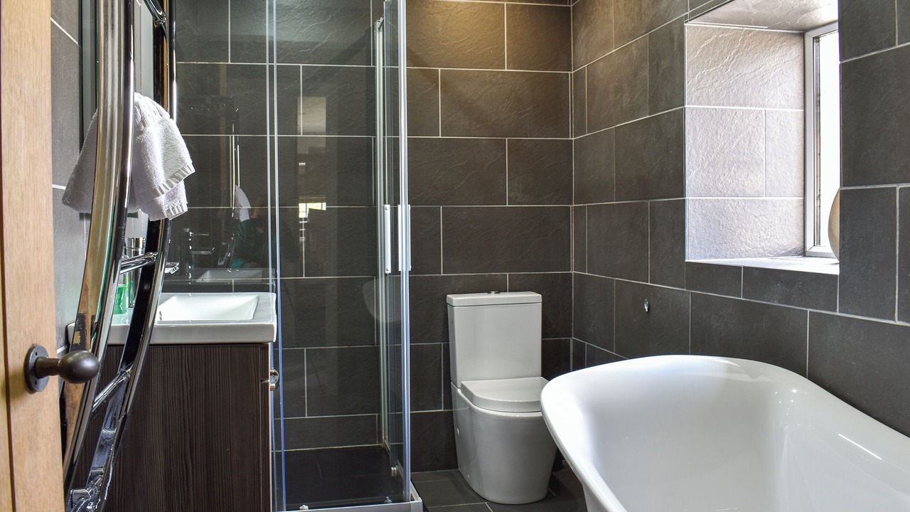 Photo of Bathroom in Wennington