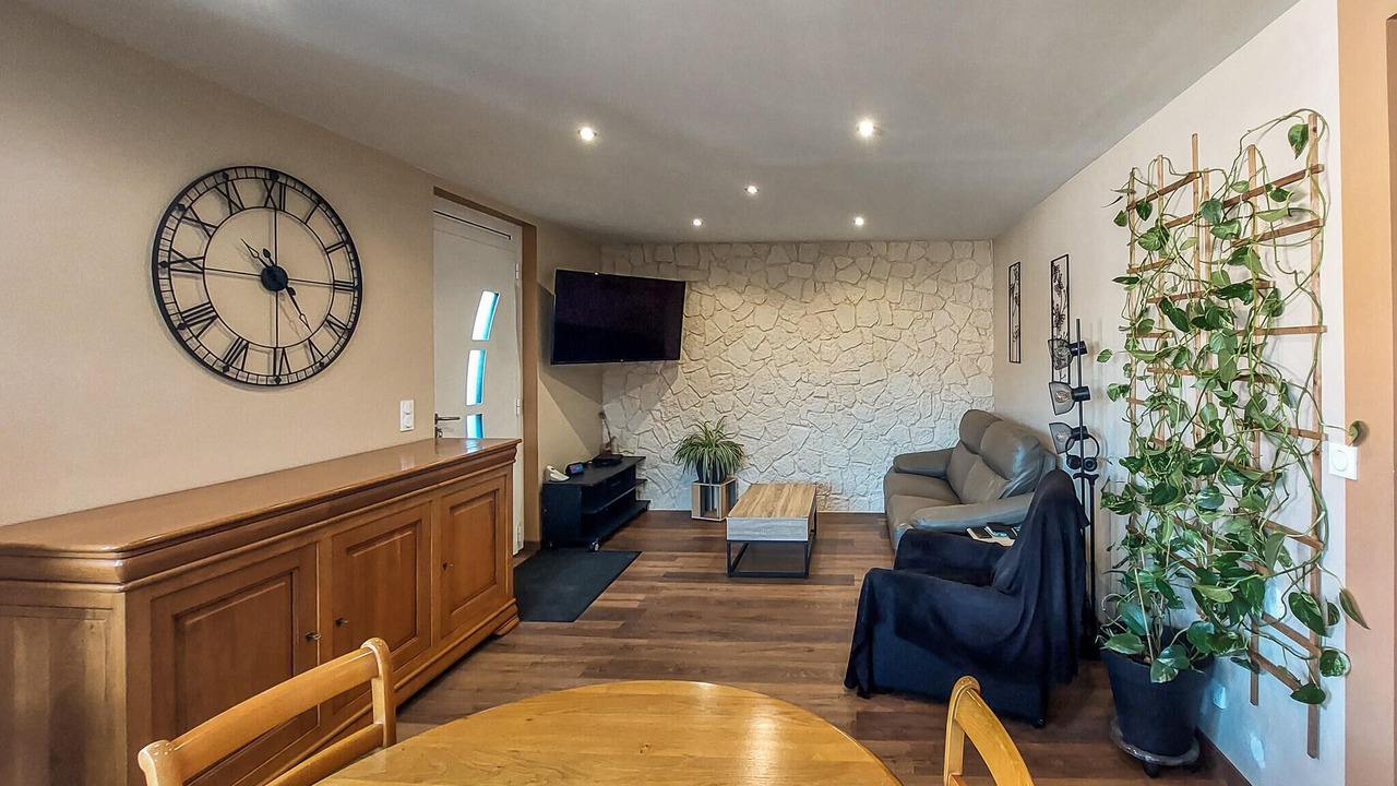 Photo of Bedroom in Saint-Michel-Chef-Chef