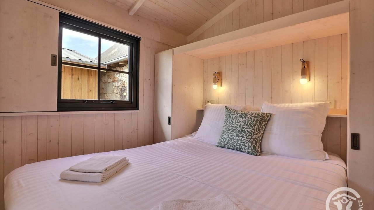 Photo of Bedroom in Mezieres-sur-Couesnon