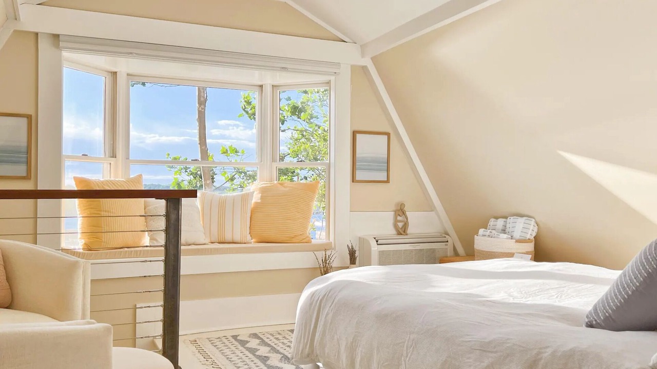 Photo of Bedroom in Rockport