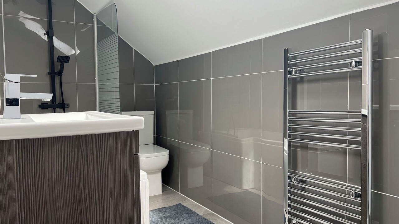 Photo of Bathroom in Snodland