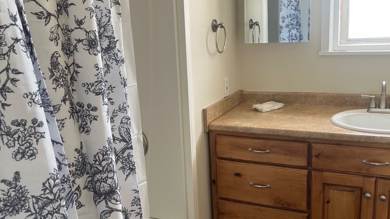 Photo of Bathroom in Lyman