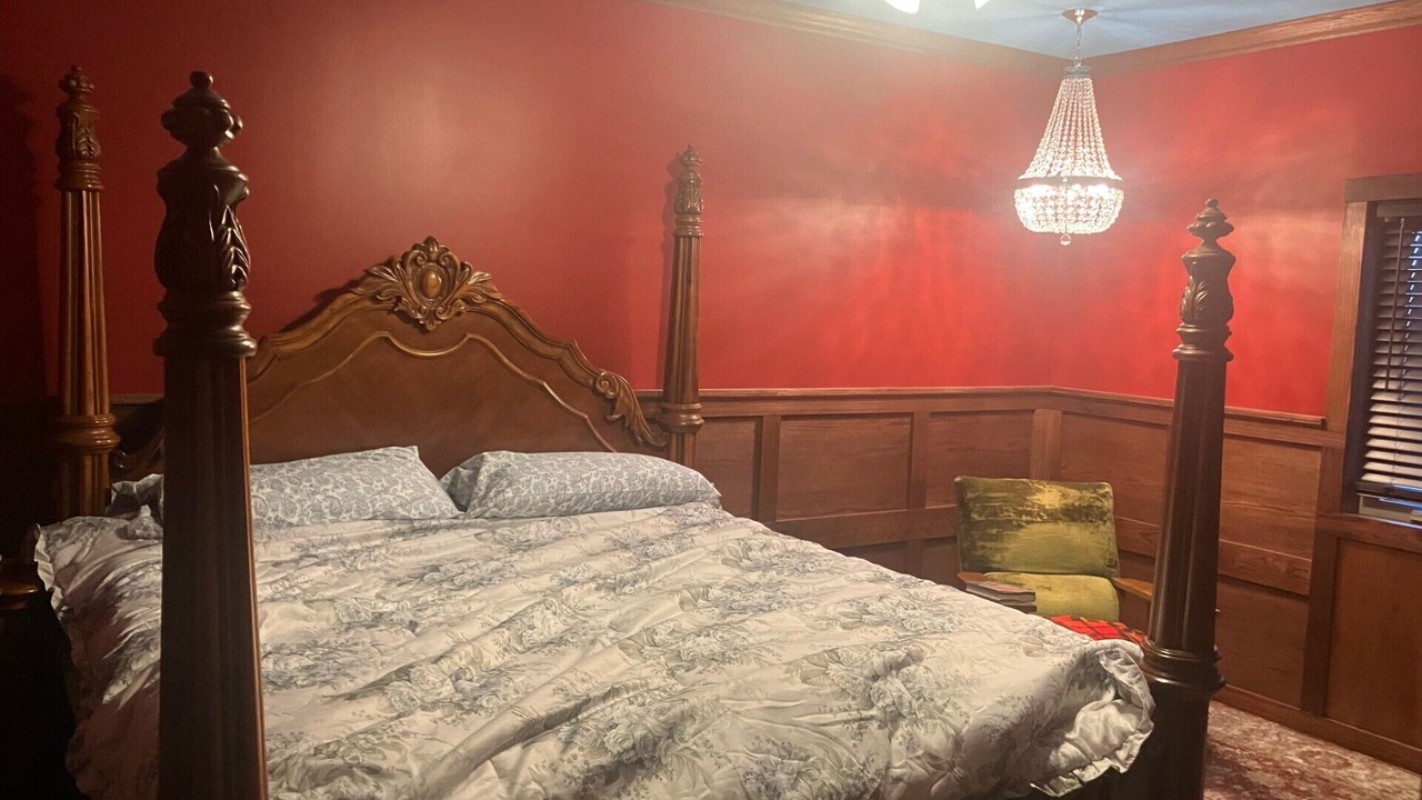 Photo of Bedroom in Burwell