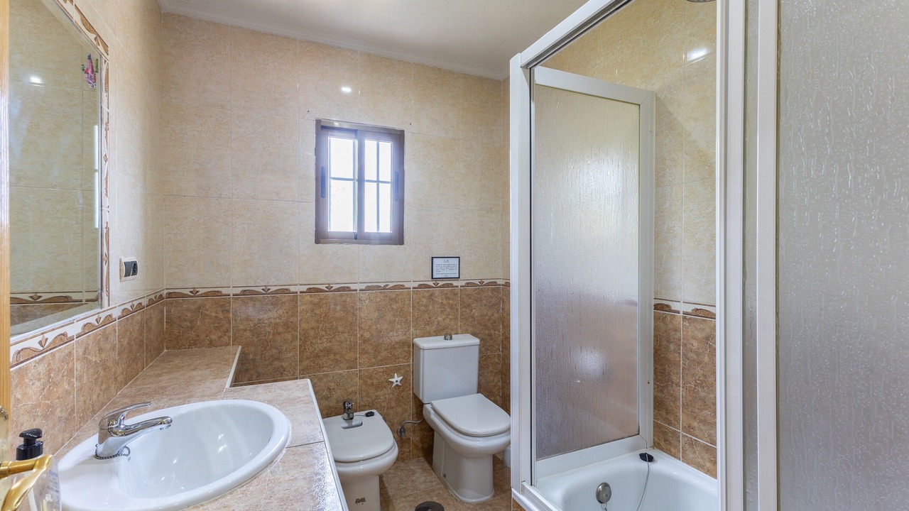 Photo of Bathroom in Fuentiduena de Tajo