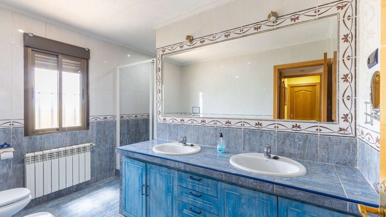 Photo of Bathroom in Fuentiduena de Tajo