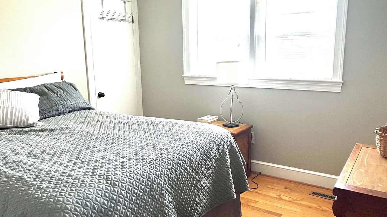 Photo of Bedroom in Peters Creek