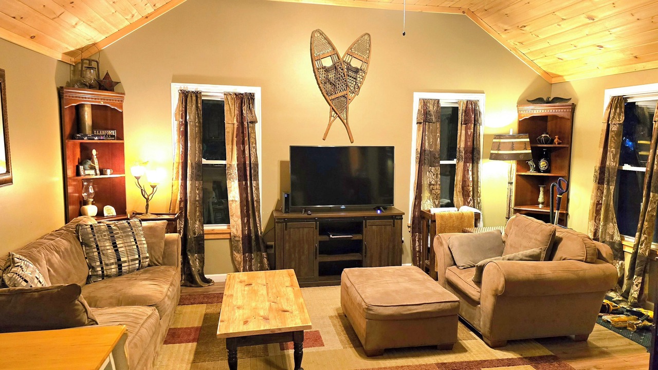Photo of Livingroom in Schroon Lake