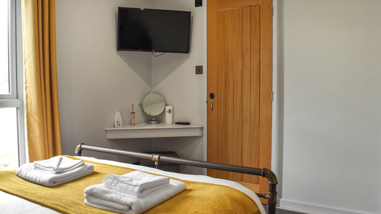 Photo of Others in Wennington