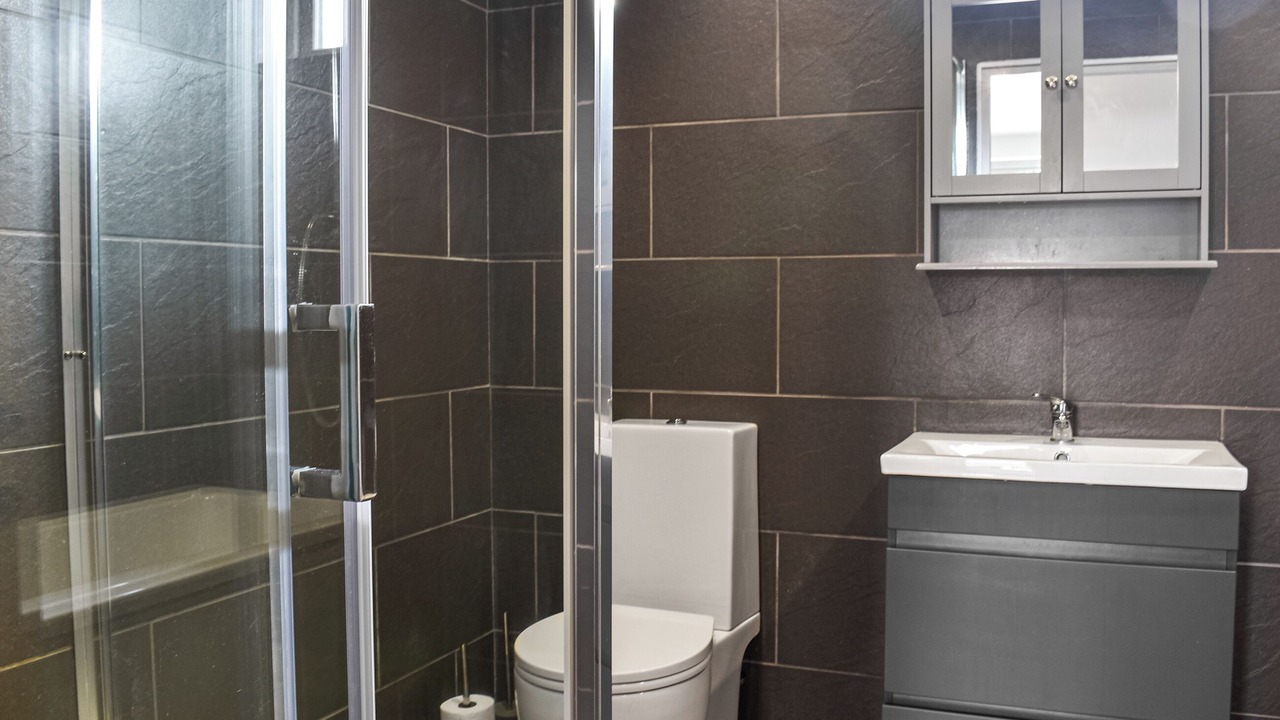 Photo of Bathroom in Wennington