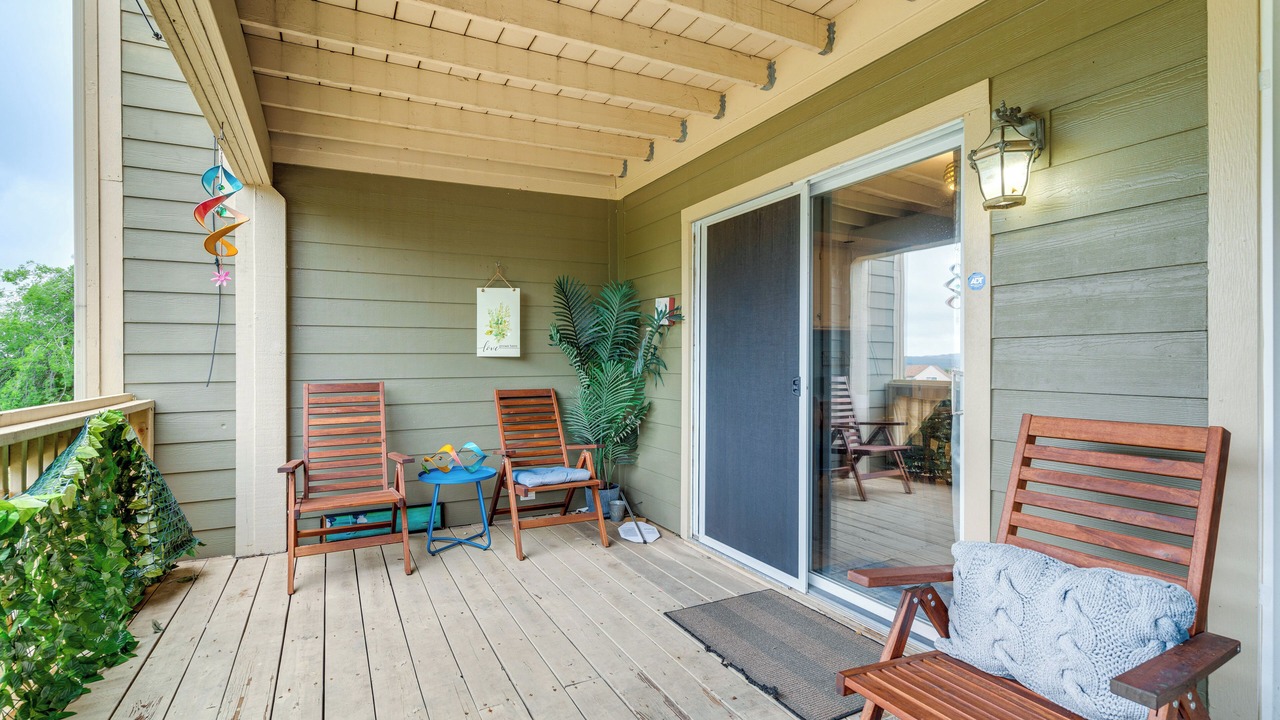 Photo of Patio Balcony in Point Venture