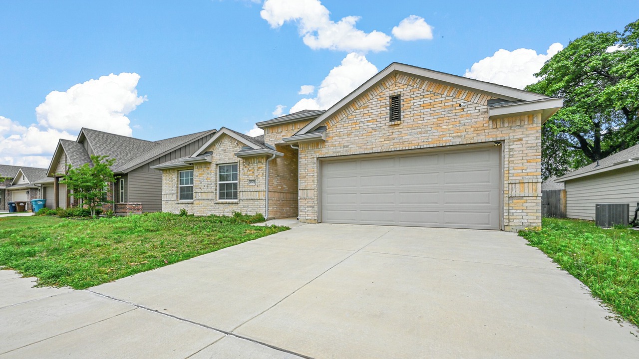 Photo of Outdoor in Denton