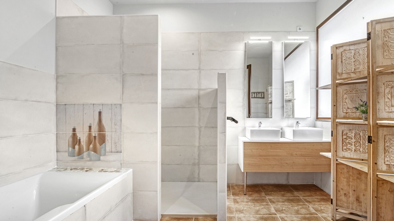 Photo of Bathroom in Jalon