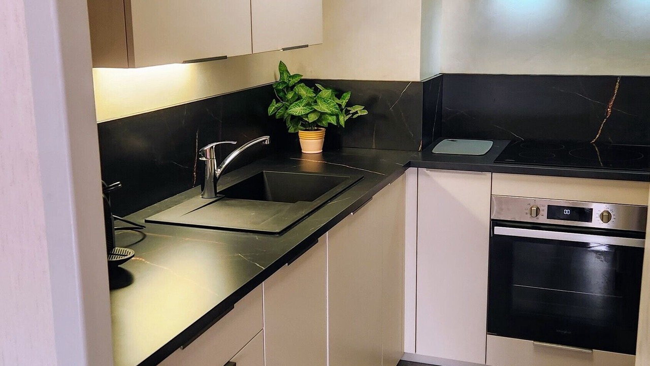 Photo of Kitchen in Thones