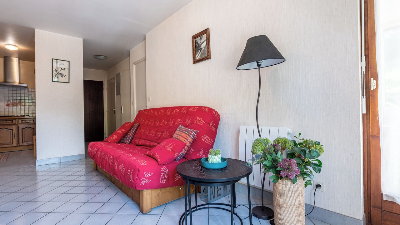 Photo of Livingroom in Thones